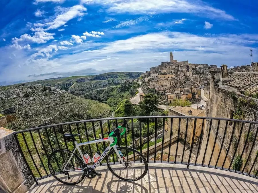 carbon road bike in matera