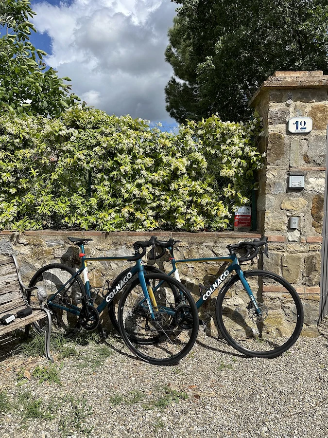 Colnago carbon gravel road bike rental in Lucca